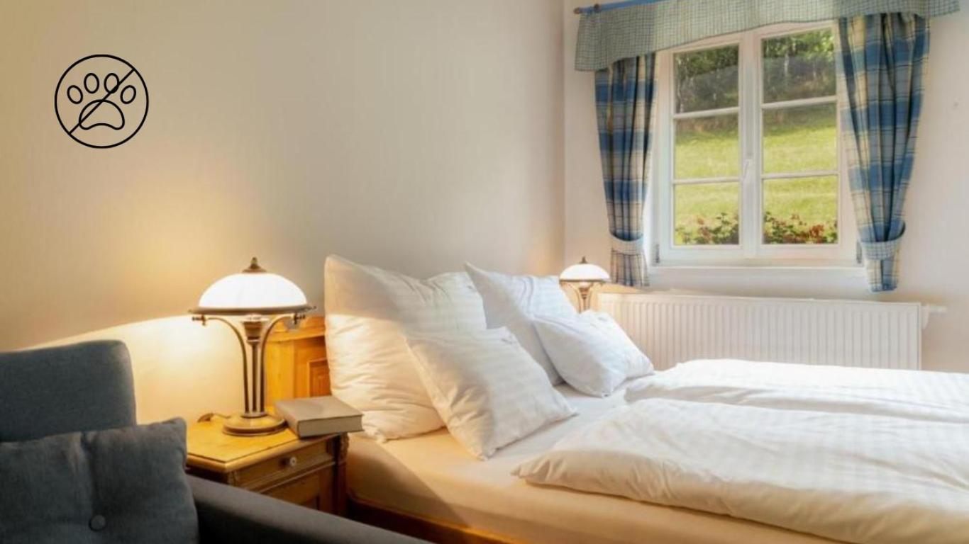 Pension Slunecnice & Panorama Restaurace Farma 3*