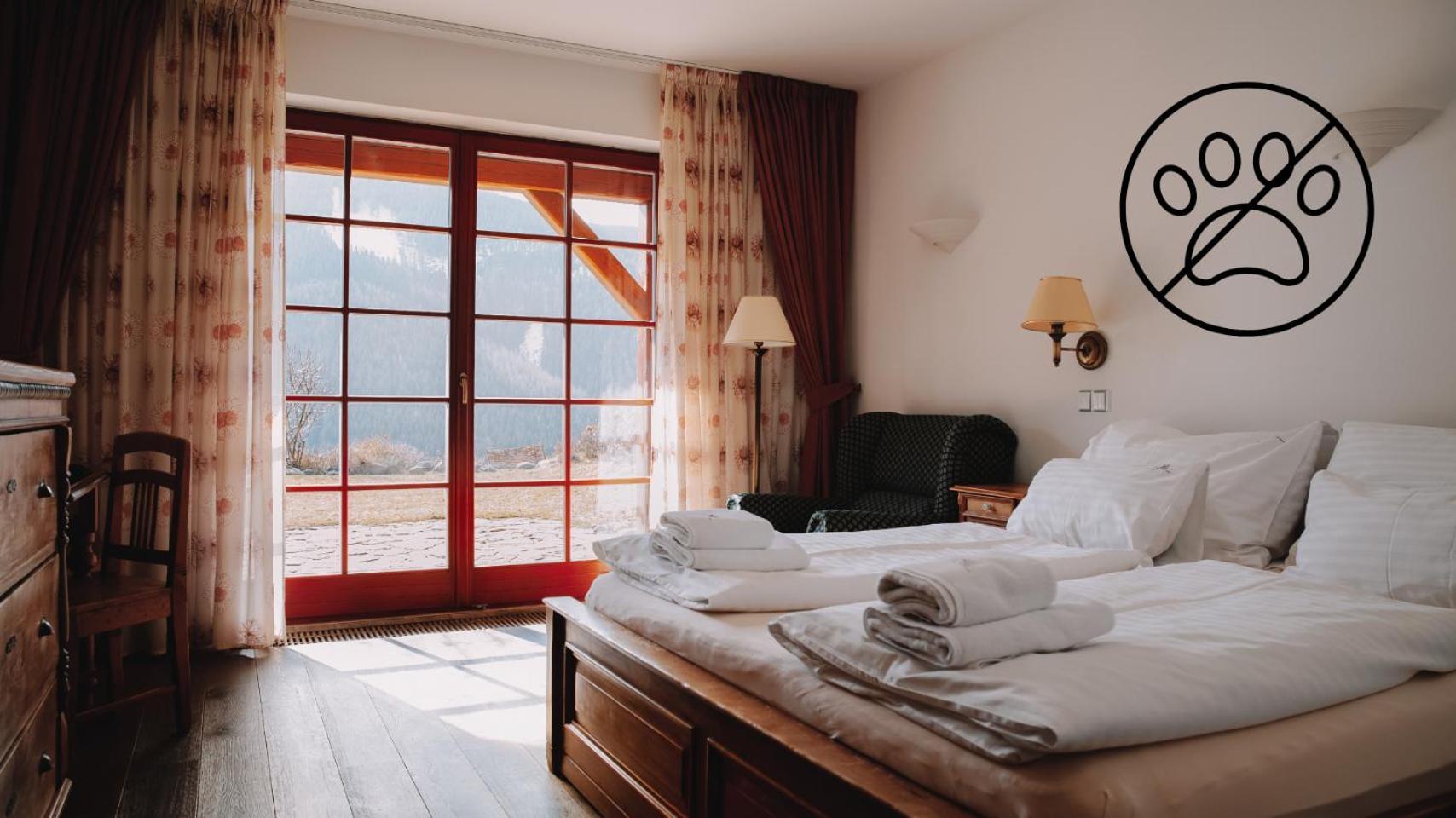 Slunecnice & Panorama Restaurace Farma Gasthof 3*