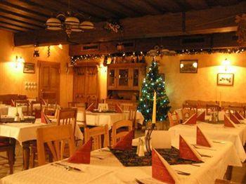 Gasthof Slunecnice & Panorama Restaurace Farma
